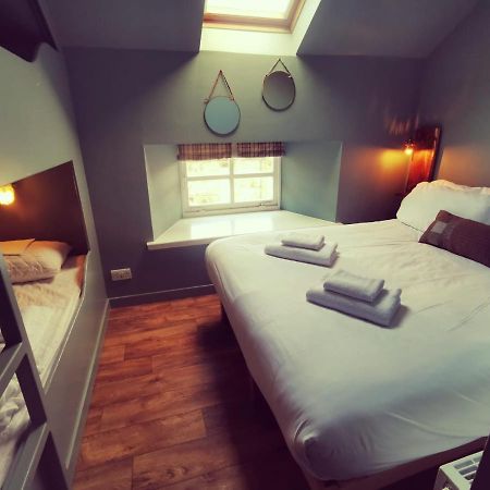 Comrie Croft Hostel Crieff Bagian luar foto