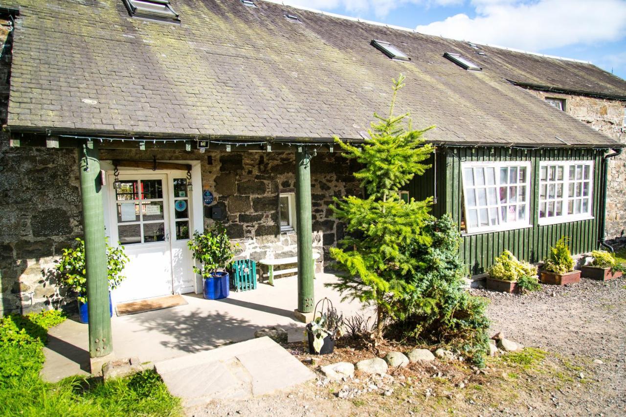 Comrie Croft Hostel Crieff Bagian luar foto